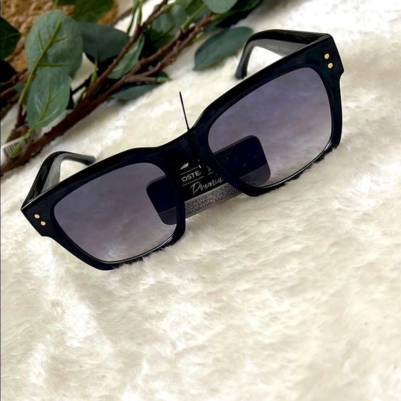 Foster Grant Black Square Oversize  Sunglasses - Picture 2 of 7